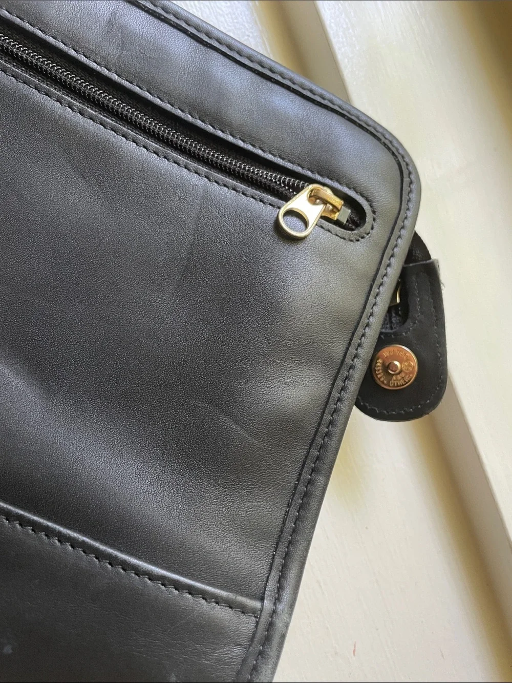 Black Leather Wristlet Organizer